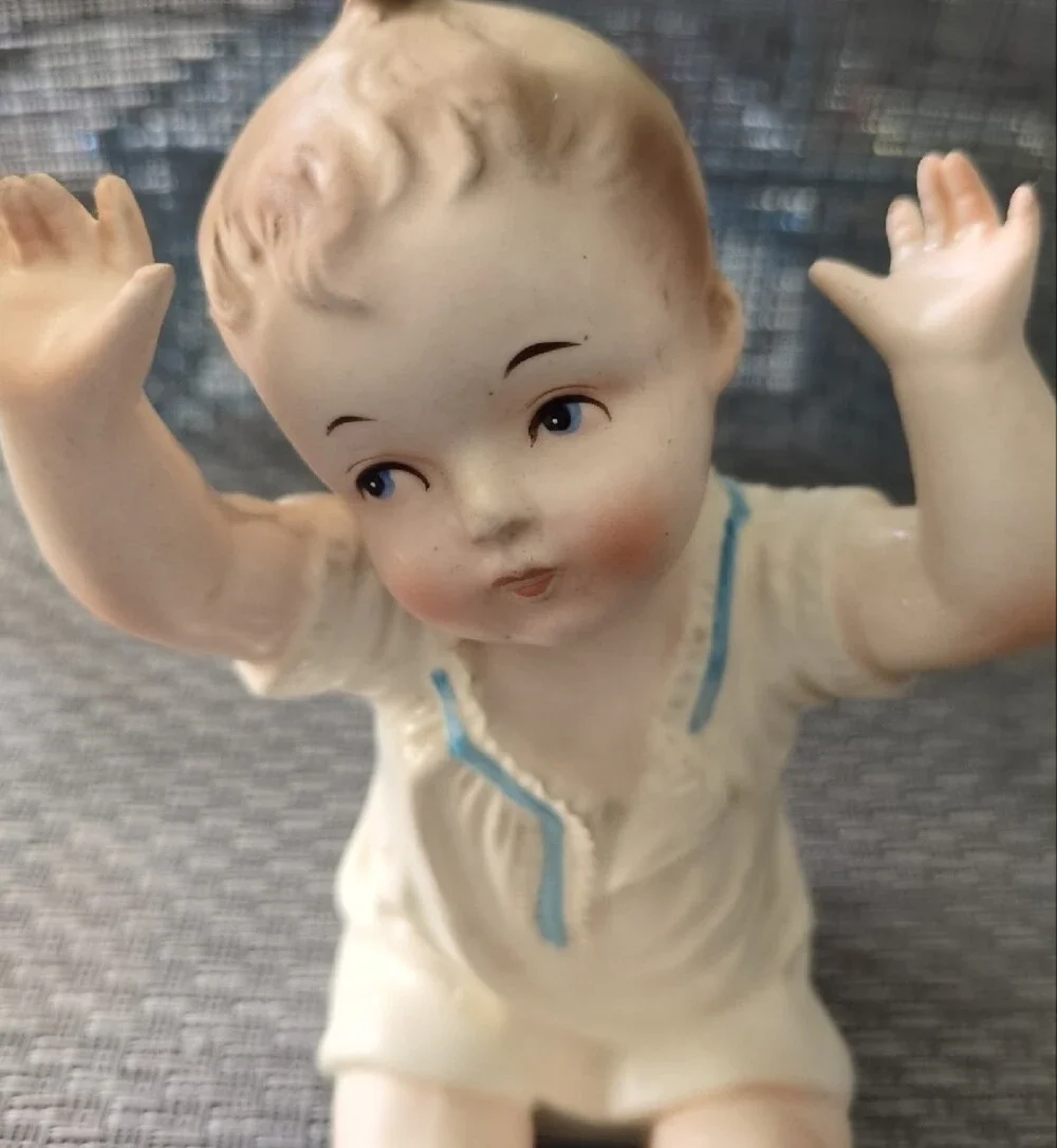 Bisque 